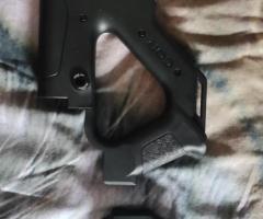 Culata y Grip Hera Arms CQR para M4